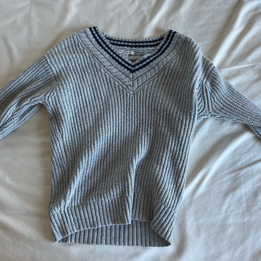 american eagle sweater
